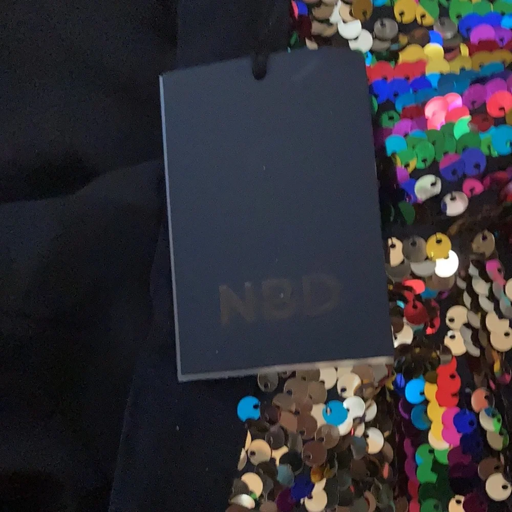 NBD sequin skirt NWT sz m - Picture 2 of 3